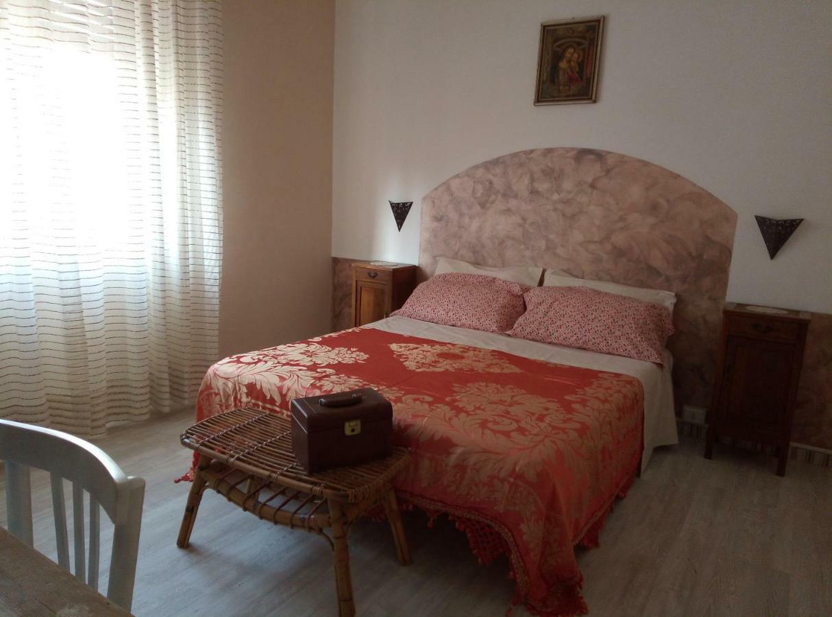 La Villa Bellaria-Igea Marina Exteriör bild
